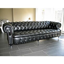 Victoria Chesterfield sofa