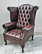 Prachtige Set antiek bruin Chesterfield Wing chairs Oorfauteuils