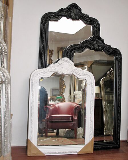 Miroir à fronton cadre noir ou blanc, English Decorations