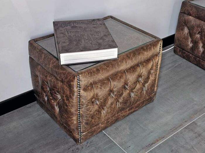 Chesterfield pouffe, Made to measure