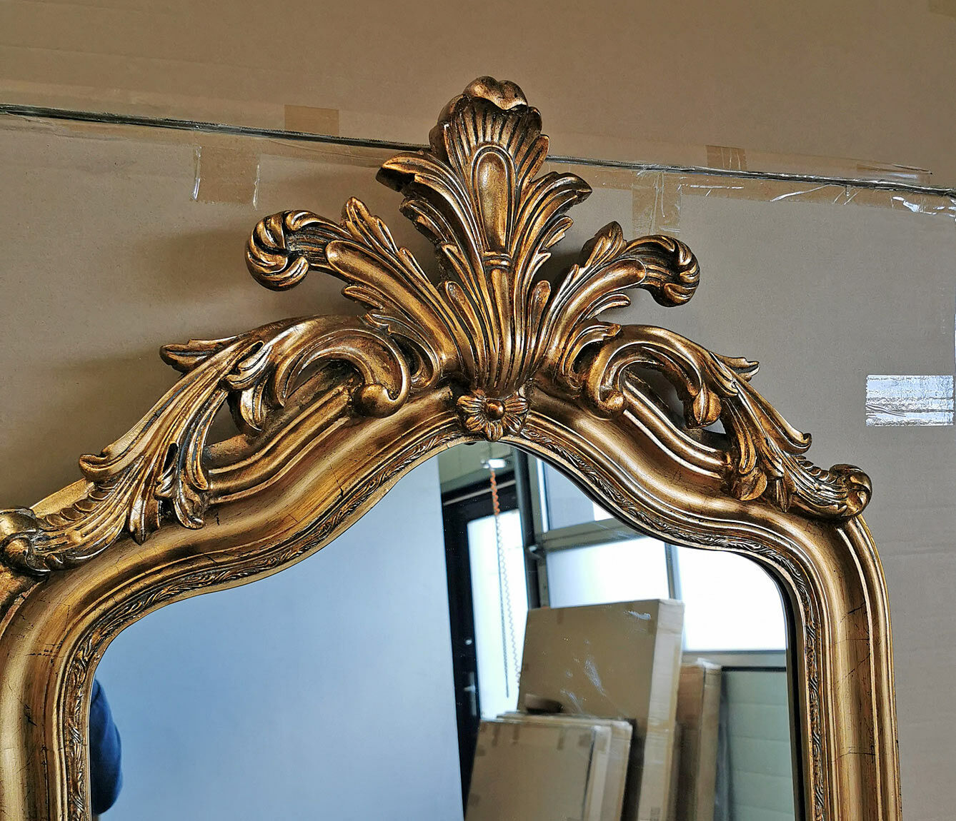 Louis Philippe Mirrors are a Huge Trend, and Here's How to Spot