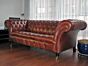 Belmont Chesterfield, English Decorations