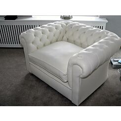 Chesterfield Love seat