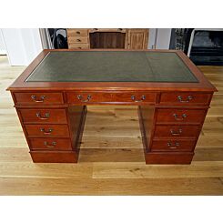 Classic English leather top desk in 4 sizes 