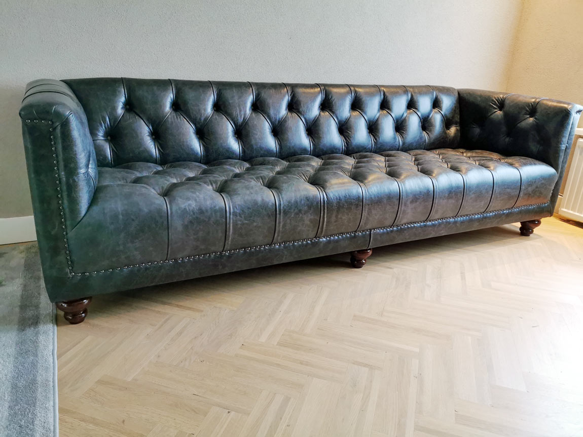 Parliament Chesterfield vintage nero leer