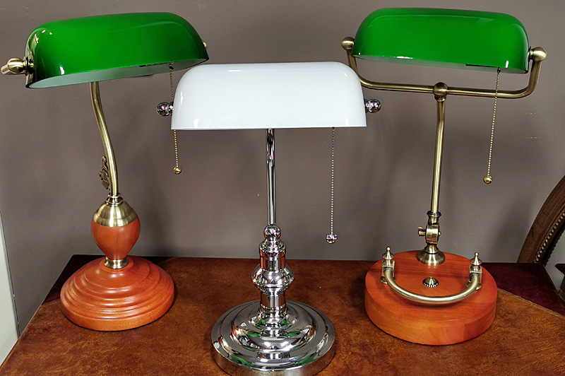 Banker Dark Brass Lamp Elegant Office Lamp With Green Glass Office