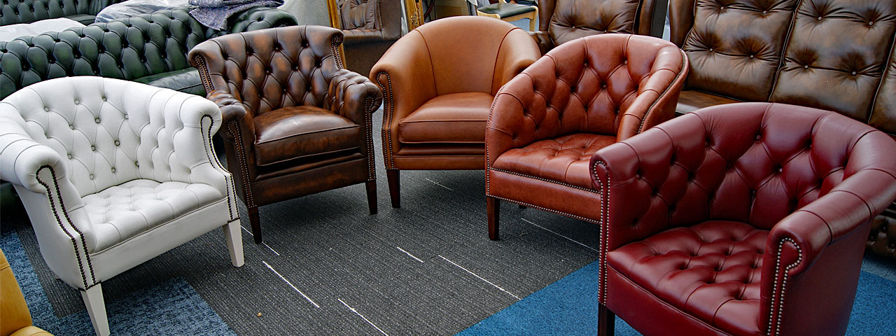 COMPACTE ENGELSE CHESTERFIELD FAUTEUILS ENGELSE CHESTERFIELD FAUTEUILS